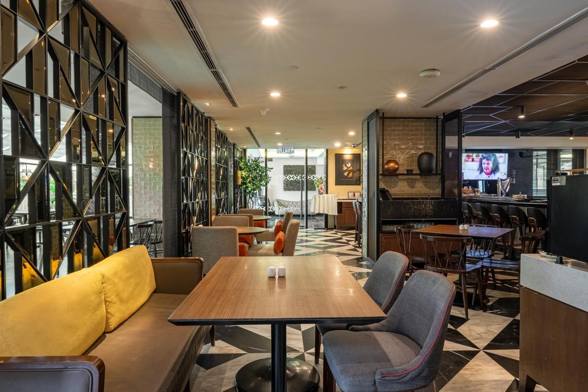 Micasa All Suites Hotel Kuala Lumpur Extérieur photo